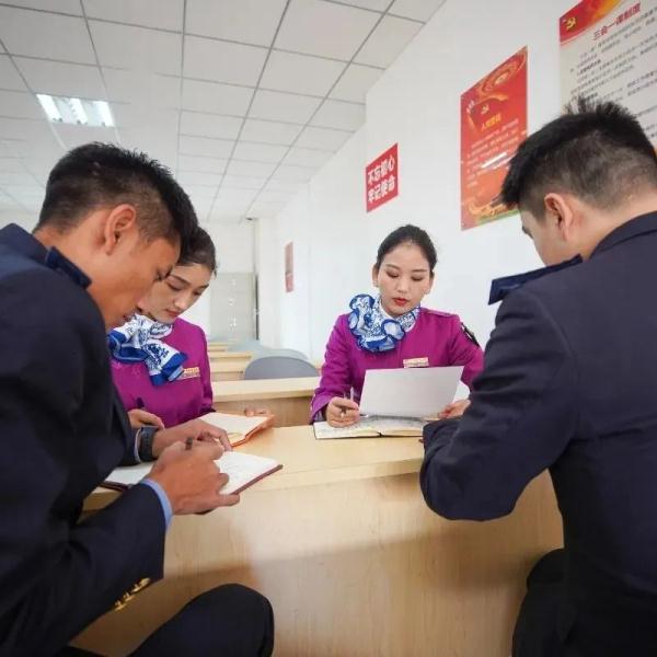 新线即将开通!这个乘务班组首次亮相! 新线即将开通!这个乘务班组首次亮相!