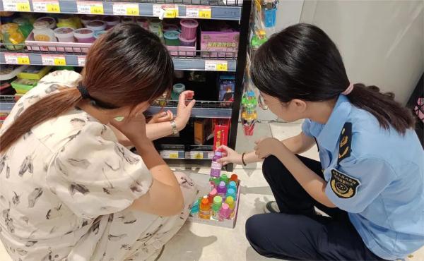 易误食!“假水”玩具受追捧,官方重要提醒 易误食!“假水”玩具受追捧,官方重要提醒