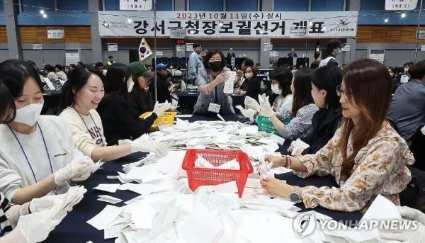 事发突然！他们被集体解职