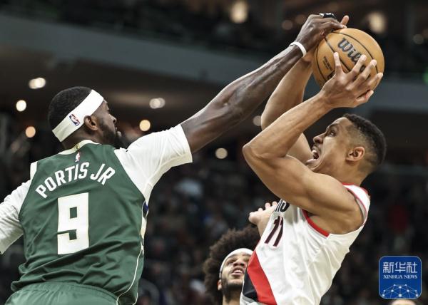 NBA常规赛 | 雄鹿胜开拓者