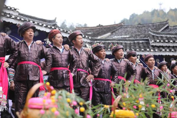 贵州肇兴:千人侗族大歌展非遗魅力 贵州肇兴:千人侗族大歌展非遗魅力