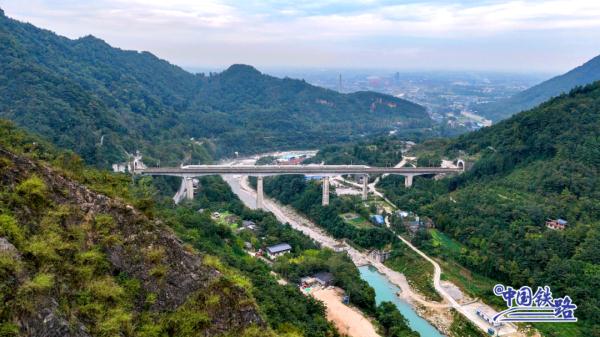 今天,开通运营!河北人打卡这些景点更方便啦 今天,开通运营!河北人打卡这些景点更方便啦