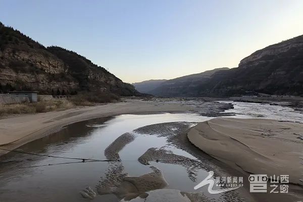 江山如画丨晴空洒雨浊浪如雪，壶口瀑布擦亮文旅名片