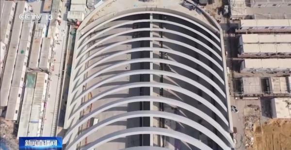 深中通道西人工岛：“海上鲲鹏” 成伶仃洋上新地标