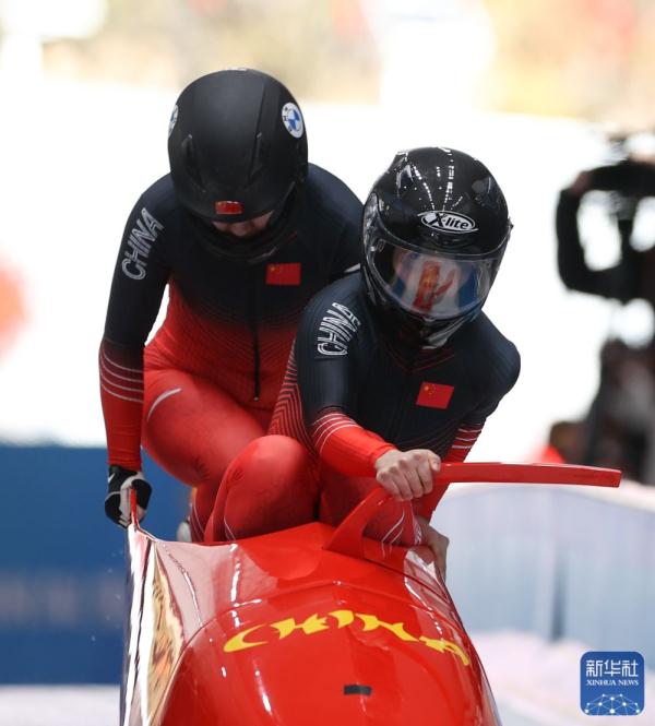 全冬会 | 怀明明/王璇获女子双人雪车冠军