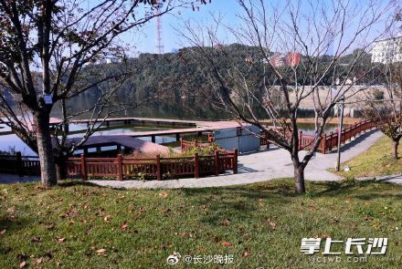 湖南烈士公园跃进湖部分区域封闭至2025年 湖南烈士公园跃进湖部分区域封闭至2025年