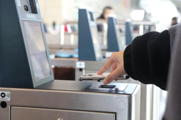 身份证过期、丢失、忘带,还能坐火车吗? 身份证过期、丢失、忘带,还能坐火车吗?