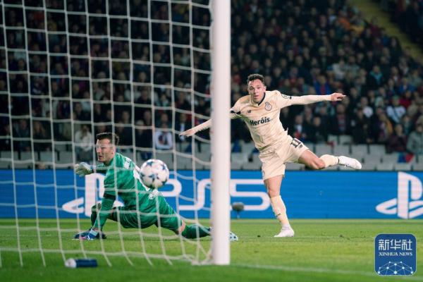 欧冠|巴萨胜波尔图 提前出线 欧冠|巴萨胜波尔图 提前出线