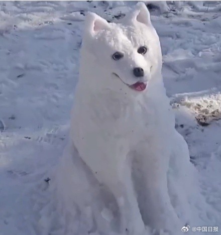 北方堆雪人已经卷成这样了吗？