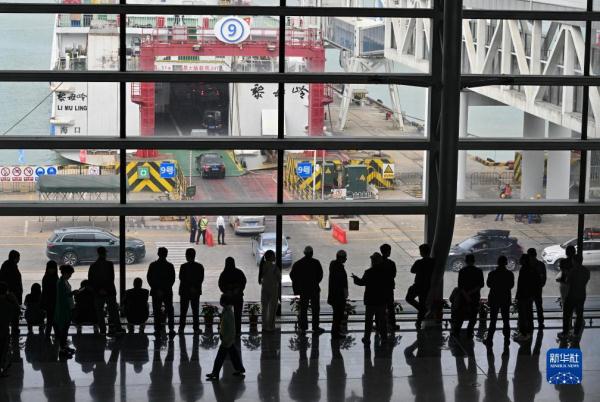 海口新海滚装码头客运综合枢纽站项目投入试运