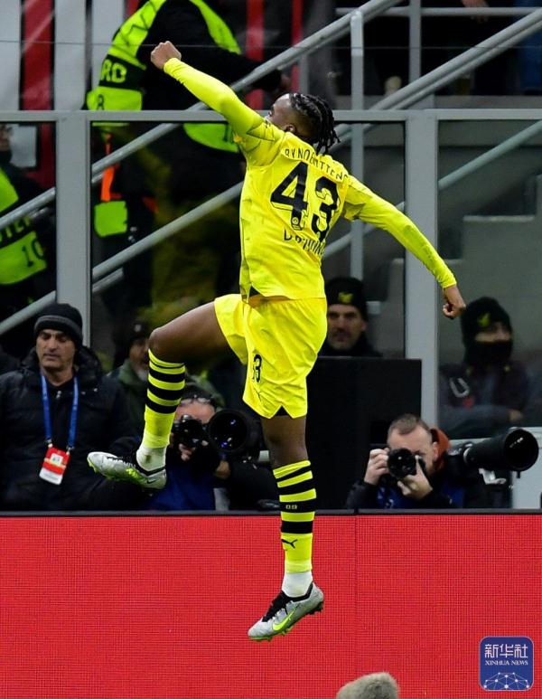 欧冠|多特蒙德胜AC米兰 提前晋级 欧冠|多特蒙德胜AC米兰 提前晋级