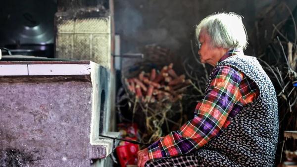 婆媳变“母女”!丈夫“走”后她带着婆婆改嫁 婆媳变“母女”!丈夫“走”后她带着婆婆改嫁