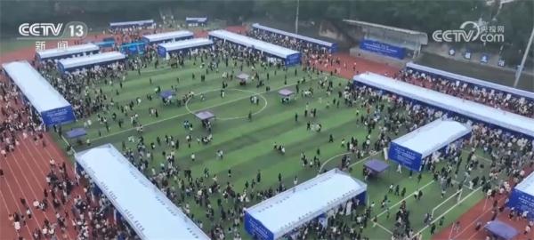 精准施策、全力护航 多举措促进高校毕业生高质量充分就业
