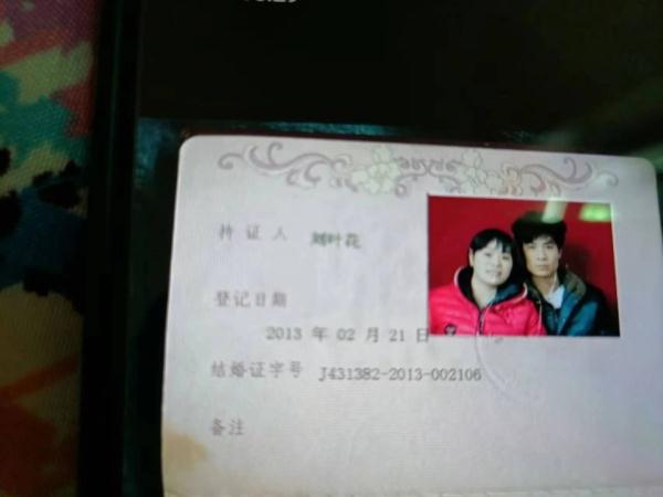 长沙环卫工夫妇结婚30年第一次拍婚纱照：当年互相看不上，现在很幸福