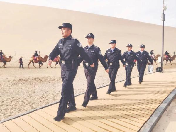 破获文物盗窃案14起，追回被盗掘文物1042件！“文物卫士”这样守护敦煌