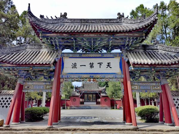 定军山：忠魂宿而浩气生——寻访诸葛亮长眠之地