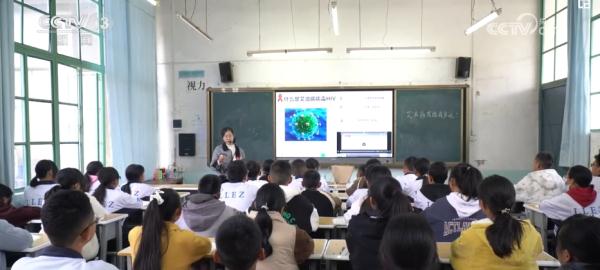 “升”“降”数据看成效 艾滋病等重大传染病防治能力增强