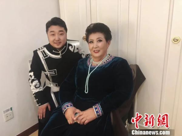 德德玛：“草原夜莺”飞往天堂