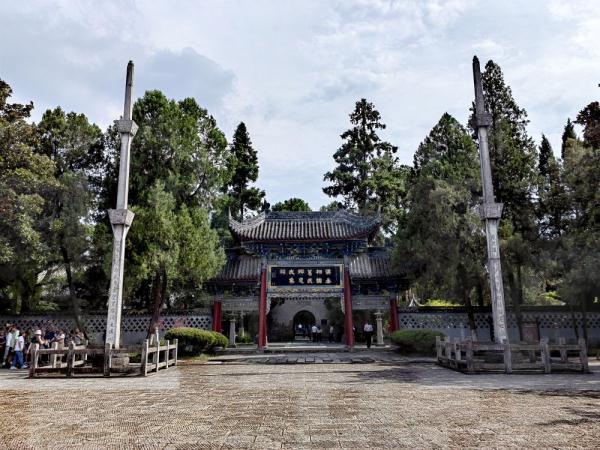 定军山：忠魂宿而浩气生——寻访诸葛亮长眠之地
