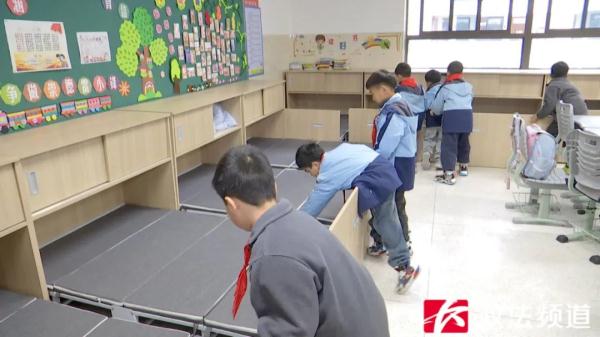 长沙一小学实现“午休躺平”！网友：建议全国推广