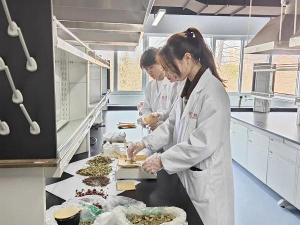 这个冬天，江苏大学生“被暖到了”