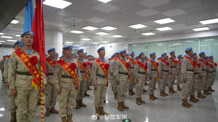 出发!我维和官兵启程飞赴维和任务区 出发!我维和官兵启程飞赴维和任务区