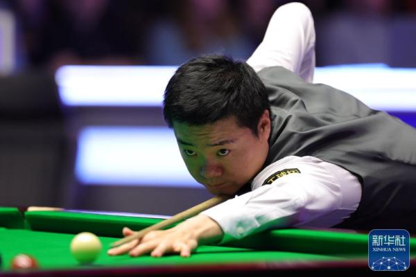 斯诺克丨英锦赛：丁俊晖晋级 周跃龙、张安达无缘四强