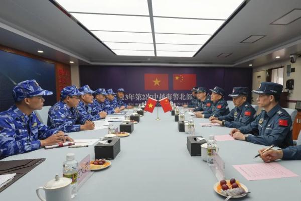 中越海警开展2023年第二次北部湾海域联合巡逻
