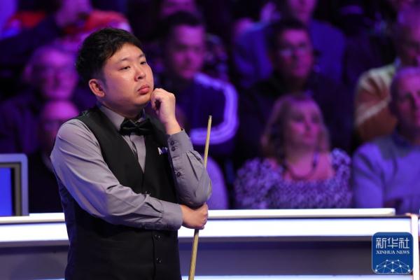 斯诺克丨英锦赛：丁俊晖晋级 周跃龙、张安达无缘四强