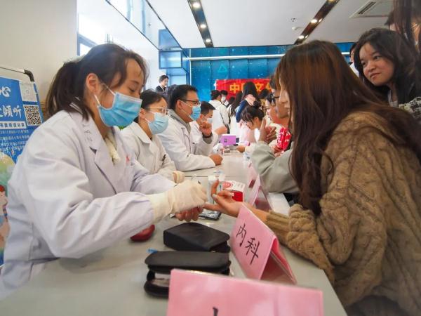 这个冬天，江苏大学生“被暖到了”