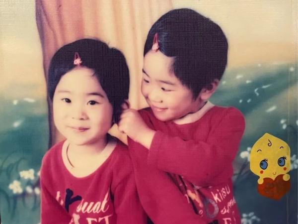 双胞胎姐妹花:同校、同列车、同班组、同岗位 双胞胎姐妹花:同校、同列车、同班组、同岗位