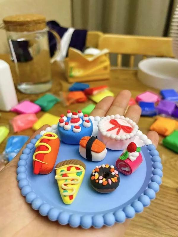 双胞胎姐妹花:同校、同列车、同班组、同岗位 双胞胎姐妹花:同校、同列车、同班组、同岗位