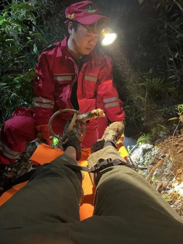 游客在杭州登山，遇见了一件很恐慌的事…… 游客：只在电影里见过