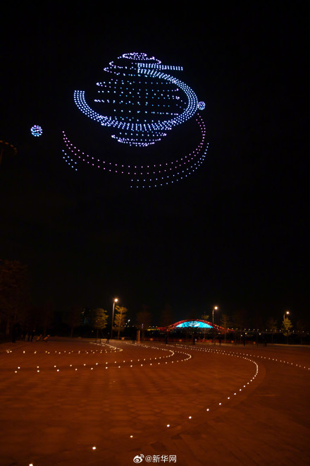 广州南沙举行无人机表演