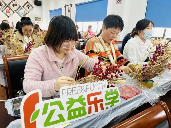 65万人争抢1万个名额!上海人“时髦夜生活”太火爆 65万人争抢1万个名额!上海人“时髦夜生活”太火爆