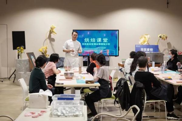 65万人争抢1万个名额!上海人“时髦夜生活”太火爆 65万人争抢1万个名额!上海人“时髦夜生活”太火爆