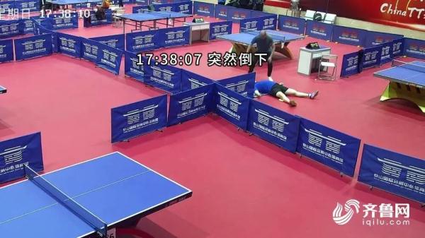 男子打球时突发心源性猝死！"黄金四分钟"到底该怎么做？