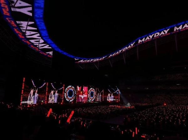 "五月天经纪方多次挂断电话"