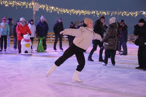 俄罗斯圣彼得堡：畅享滑冰之乐