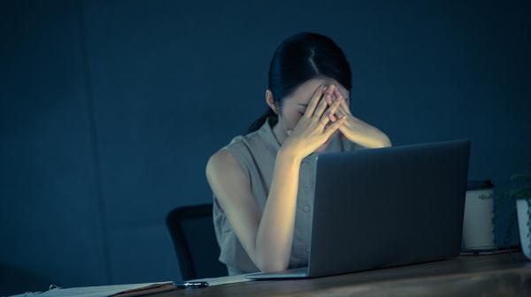 被疲劳缠住的人