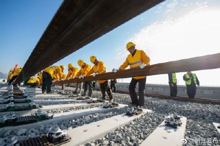 开始铺轨！杭温高铁二期工程迎来新进展
