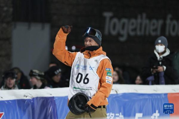 单板滑雪——大跳台世界杯:苏翊鸣夺得冠军 单板滑雪——大跳台世界杯:苏翊鸣夺得冠军