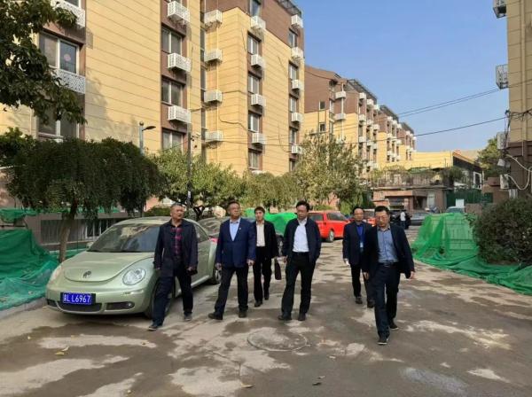 主题教育丨以民生温度检验主题教育深度 西城区各单位“四下基层”解难题