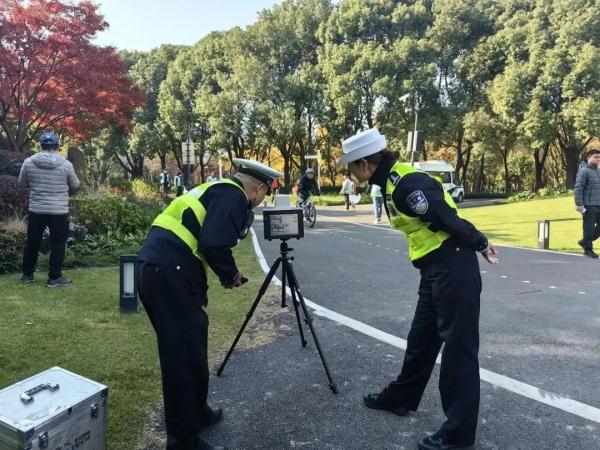 许多上海人心目中的宝藏骑行地，为何却频频发生事故？官方开始“做规矩”了！