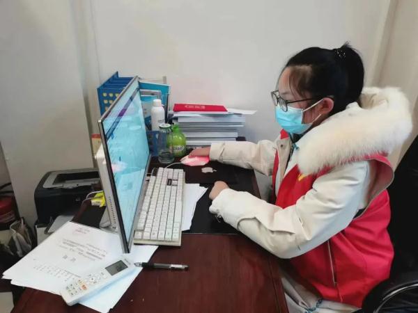 高考拒绝特殊待遇的她，现在又放弃普通保研，转头扎进这件事