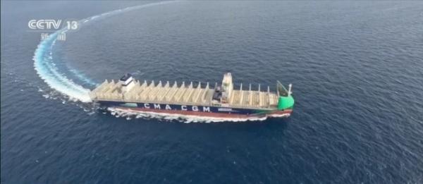 打响“中国制造”知名度！全球首艘新一代双燃料大型集装箱船交付