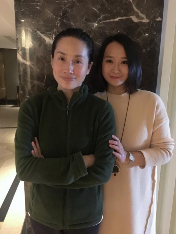 女演员“反串”小生17年,上升期为照顾父母退圈,如今在直播间“翻红” 女演员“反串”小生17年,上升期为照顾父母退圈,如今在直播间“翻红”