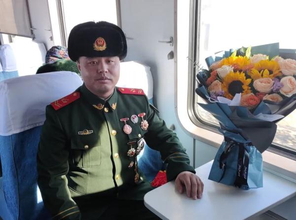 怎么走着走着……列车变了7个车次? 怎么走着走着……列车变了7个车次?