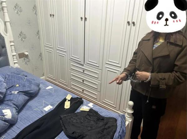 大妈捡到手机，花光微信余额买衣服，还称是“交了新男友”？