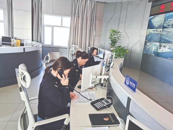 发现网上在逃人员?40分钟抓获! 发现网上在逃人员?40分钟抓获!